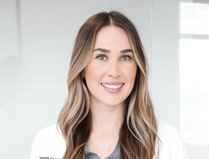 headshot of Hannah Graphenteen